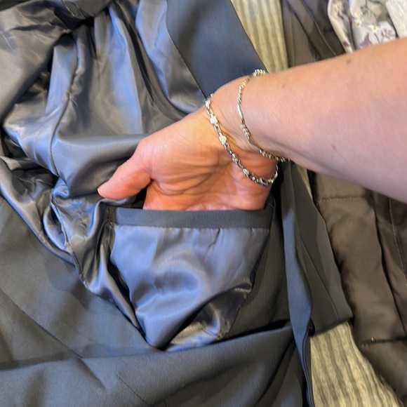 NWOT gray blazer , two button XXL never worn new - Picture 6 of 7